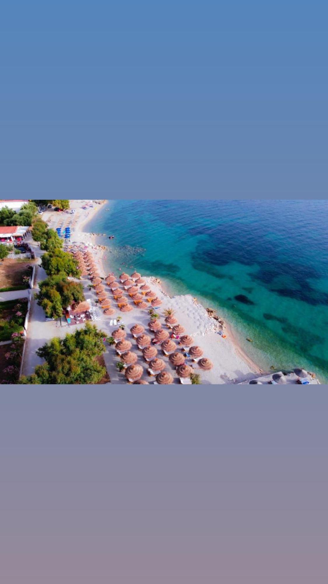 Hotel Dini Radhimë 외부 사진